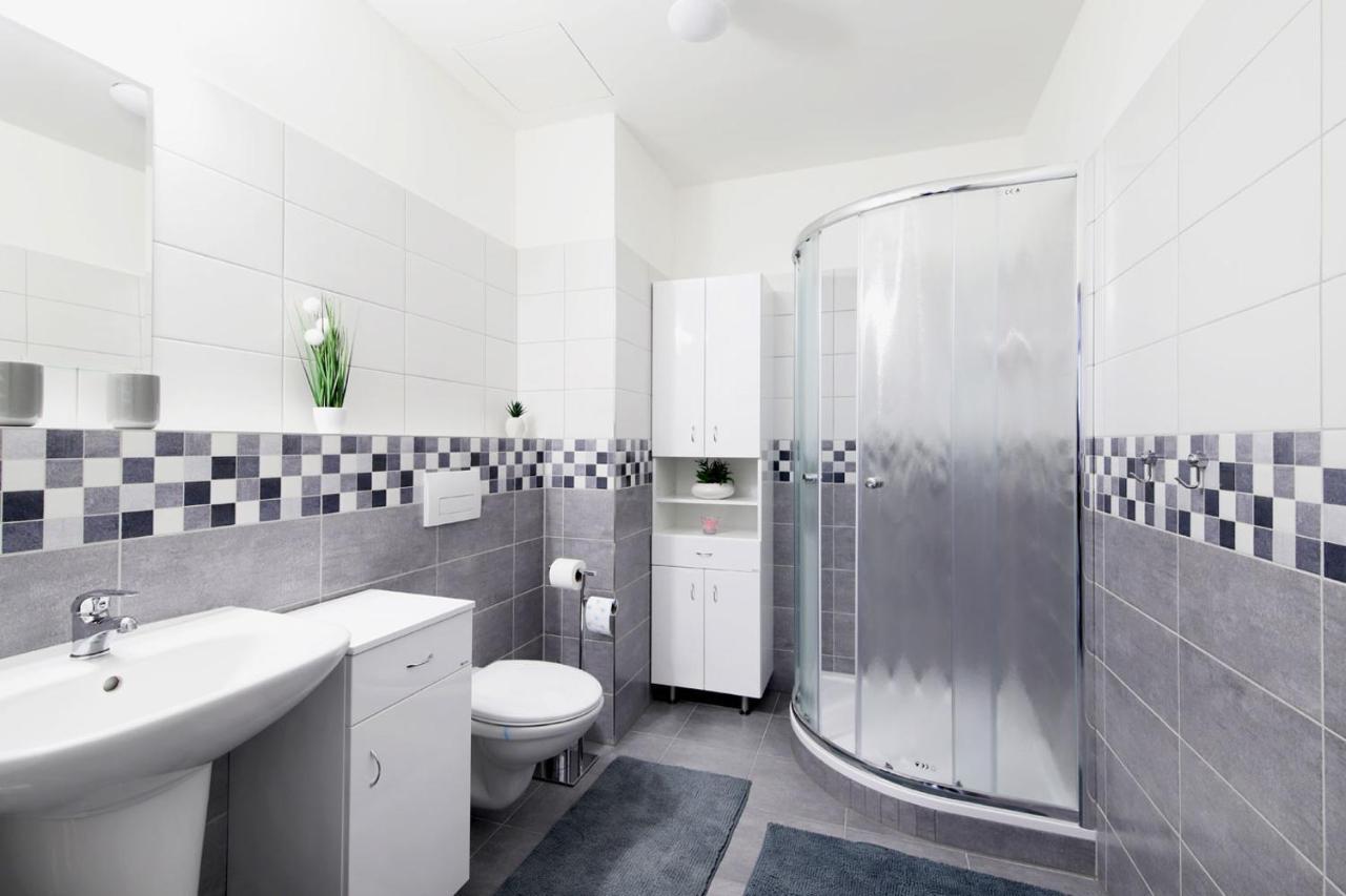 Mountain Apartments Klinovec Hexagon Loučná pod Klínovcem Dış mekan fotoğraf