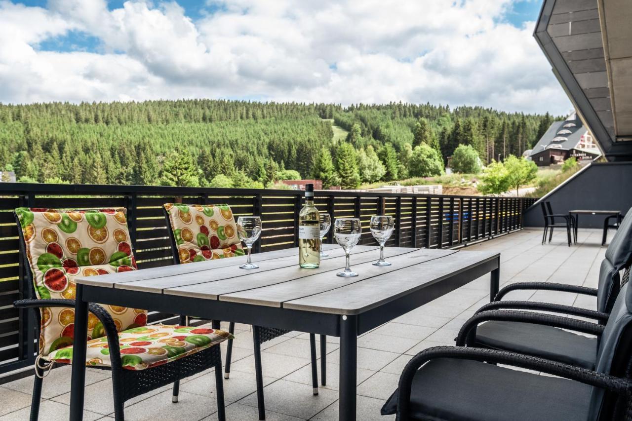 Mountain Apartments Klinovec Hexagon Loučná pod Klínovcem Dış mekan fotoğraf
