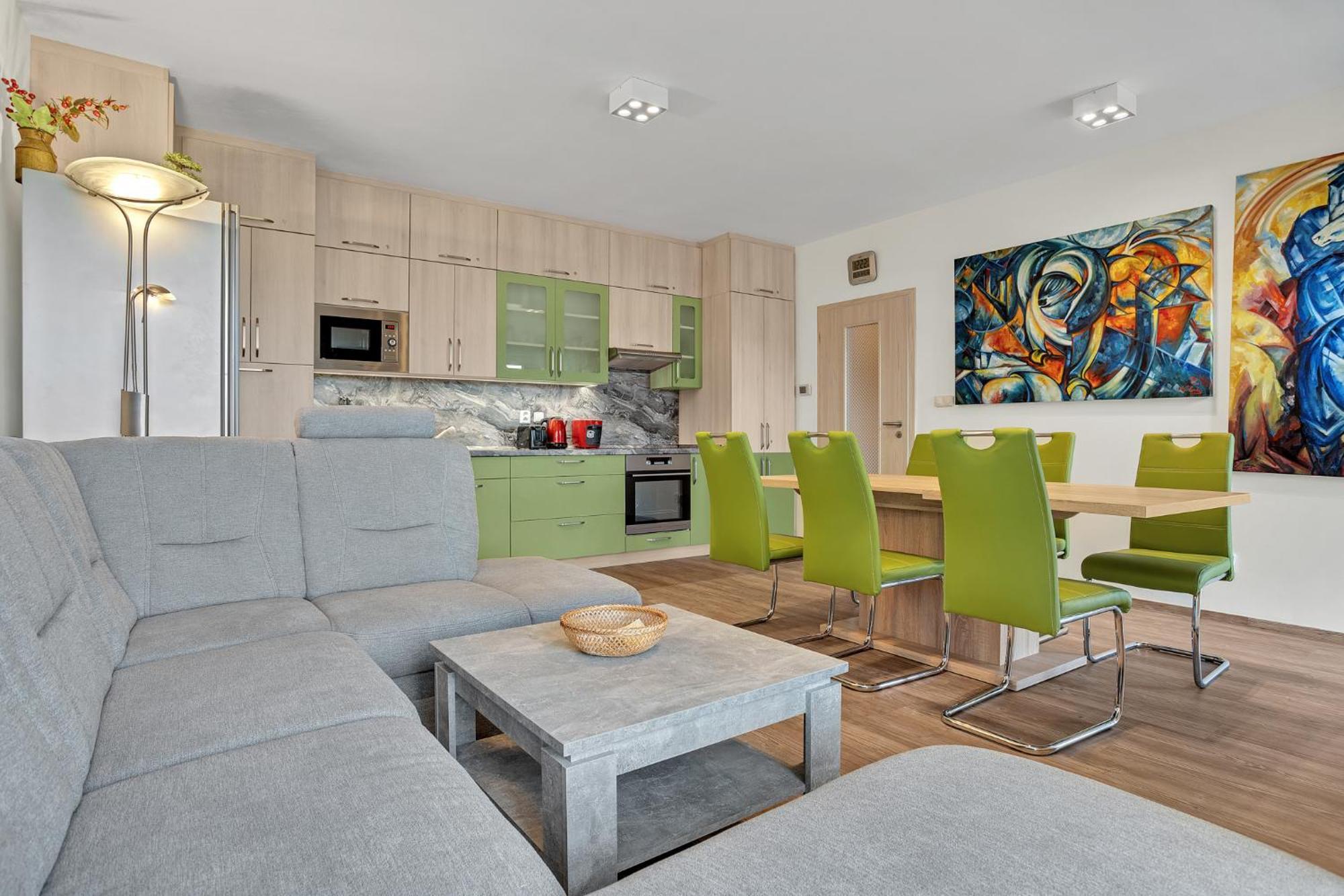 Mountain Apartments Klinovec Hexagon Loučná pod Klínovcem Dış mekan fotoğraf