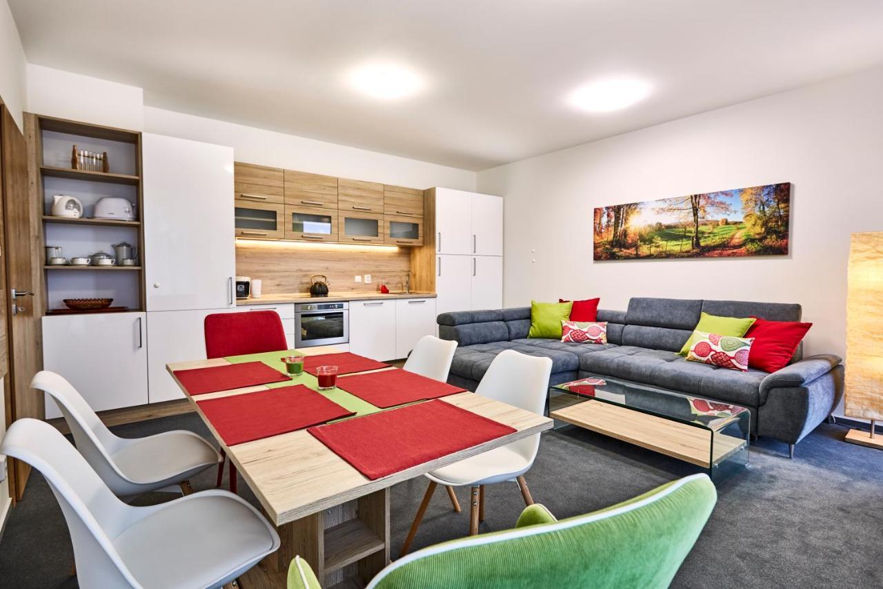 Mountain Apartments Klinovec Hexagon Loučná pod Klínovcem Dış mekan fotoğraf